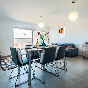 https://blue-pearl-a008.fr-provencehotel.com